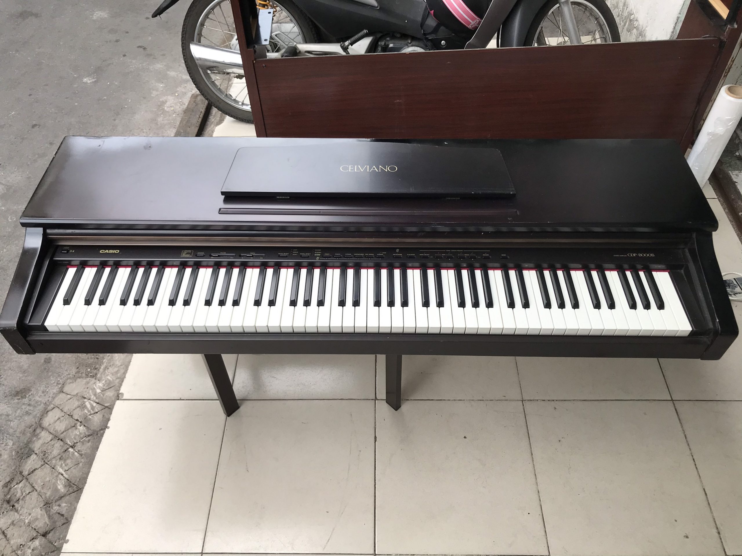 Đàn piano điện Casio CDP 8000