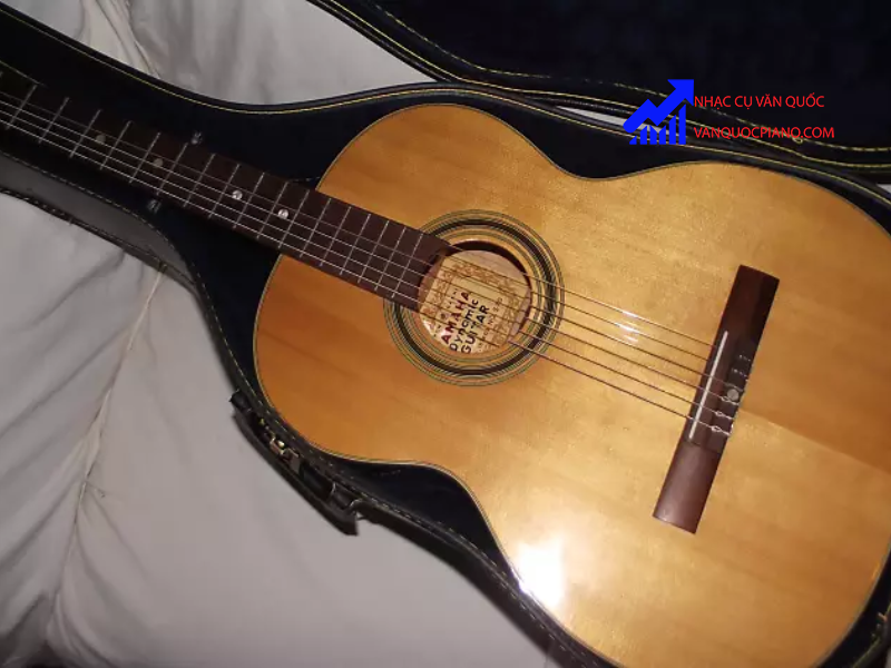Đàn guitar Yamaha NO S70