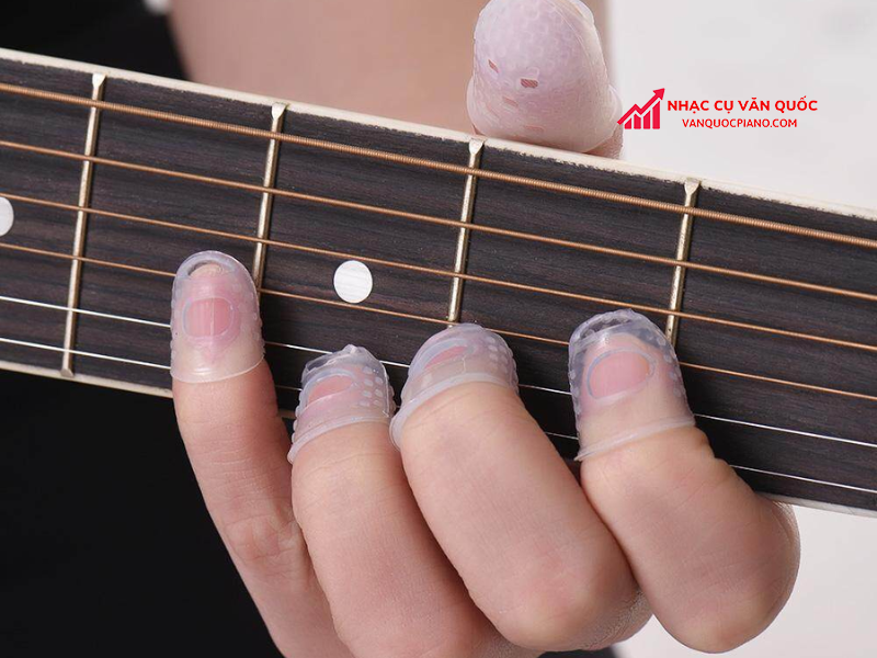 Liệu có nên sử dụng bọc ngón tay guitar khi chơi đàn guitar?
