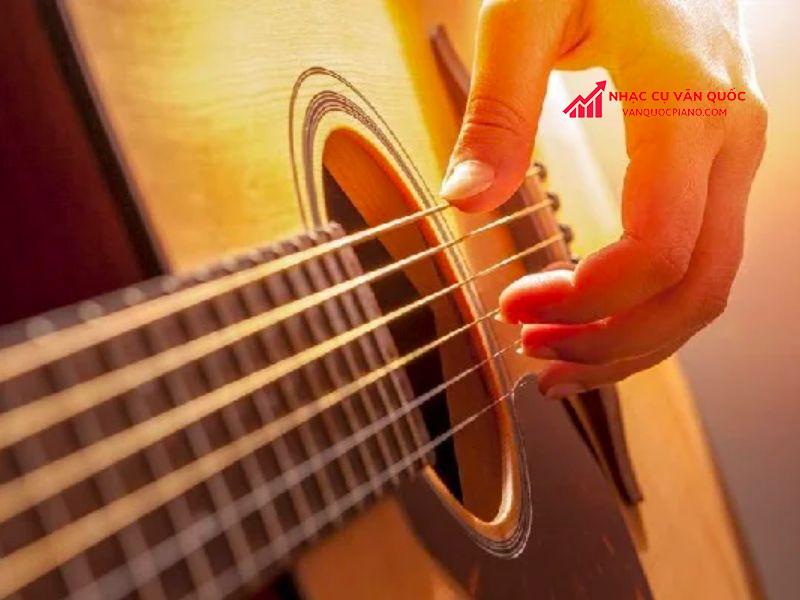 Nhận biết cần đàn guitar bị cong và cách khắc phục đơn giản