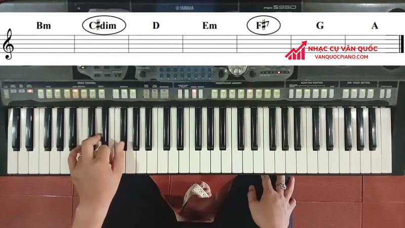 hợp âm thứ trên piano - 1