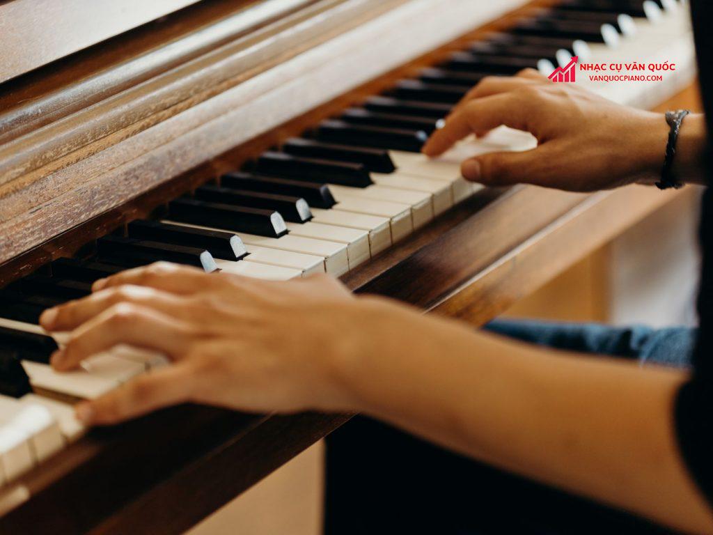 Những vấn đề gặp phải khi mua đàn piano cũ bạn nên biết