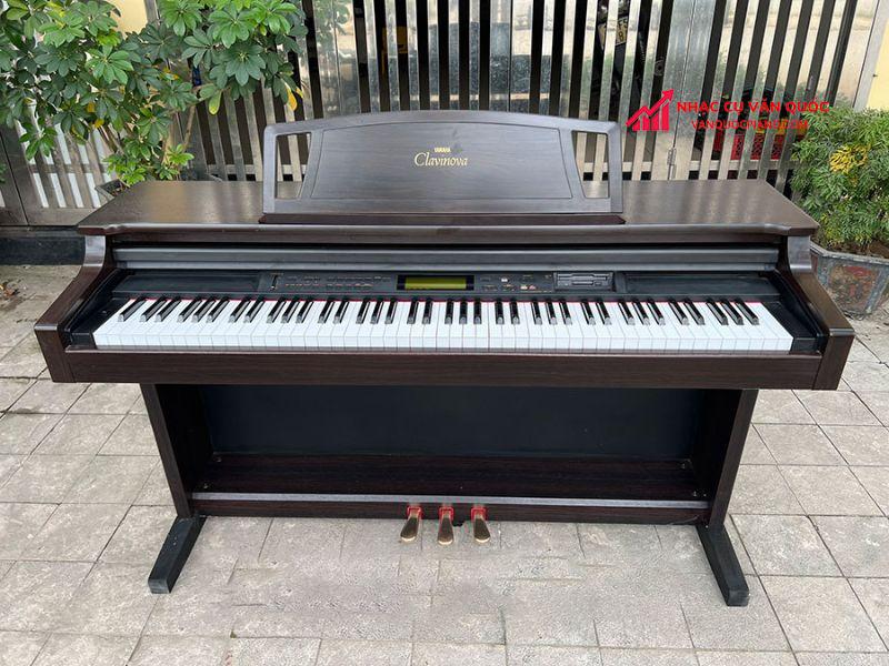 Đàn Piano điện Yamaha CLP 711 