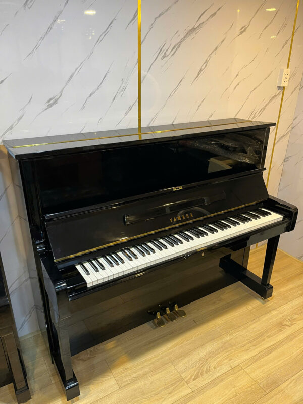 Đàn piano cơ Yamaha U1H Serial 2TR-2TR7