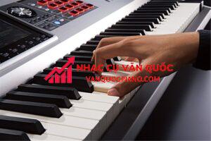 đàn piano khac đàn ogran